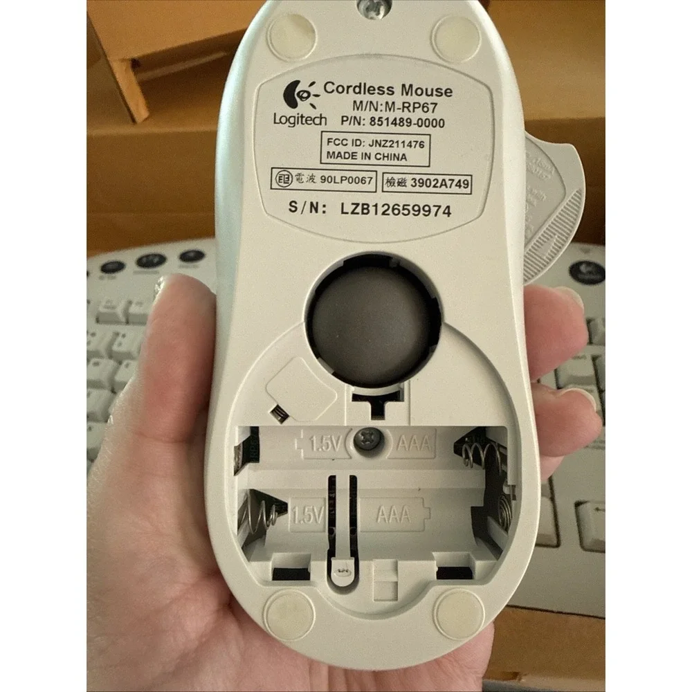 Vintage Logitech Cordless Freedom iTouch Keyboard Mouse Set